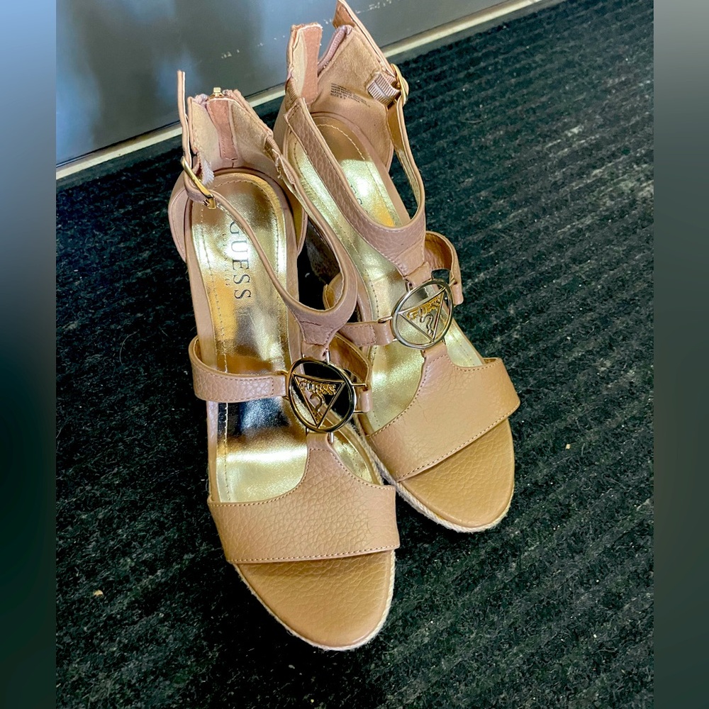 Guess platform sandals